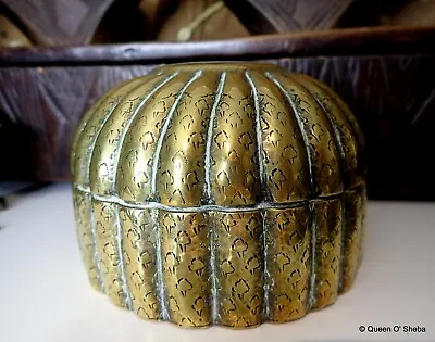 Indian Mughal Pandan Brass Box Ribbed Dome Shape Heavy Quality Box Antique # • $808.18