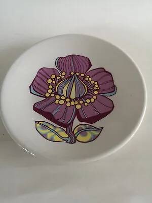 Vintage 1970s Flower Power Plates - Washington Pottery • £3.50