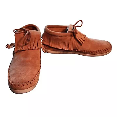 Minnetonka Tan Fringe Moccasin Sneaker Sole Ankle Boots Booties Women’s Size 8.5 • $26.99