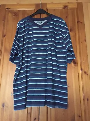 £4 • Buy (Urban Spirit) Navy Striped V Neck T Shirt Chest 46
