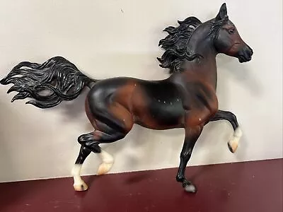 Vtg Breyer Traditional HUCKLEBERRY BEY #472 Bay Black Mane Horse 1999 • $20