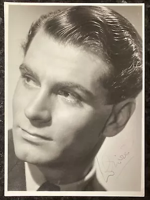 Sir Laurence Olivier Autograph - Nice Portrait Photo Neatly Signed With COA • £125