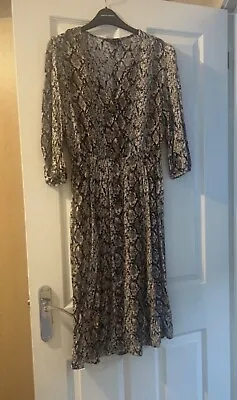 £0.99 • Buy Peacocks Midi Dress Size 10