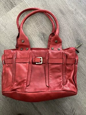 Vera Pelle  Avorio Leather Purse  • $29