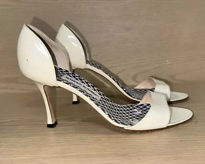 MANOLO BLAHNIK WHITE PATENT LEATHER OPEN TOE SANDAL PUMPS Sz 38.5M MADE IN ITALY • $54.99