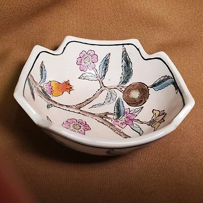 VTG Macau Style Chinese Porcelain Bowl Scalloped Square-Decorative Only 5 3/4  • $17