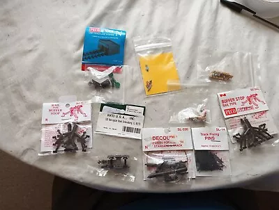 A Model Small Joblot Of 10 Pkts Of Accessories In N Gauge By Mixed Makers • £10.60