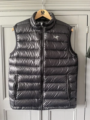 £120 • Buy ARC'TERYX Cerium Lt Slim-fit Packable Quilted Shell Down Gilet - Black- Large