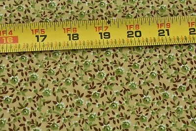 By 1/2 Yd Vintage Green & Brown Calico On Gold Quilt Cotton P9050 • $5.50