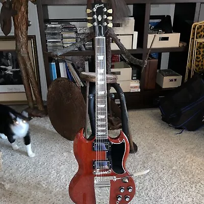 $1899 • Buy Gibson SG W/TKL Case