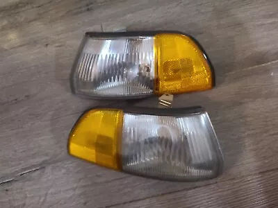 1990-1993 Da9 Acura Integra Coupe Side Marker Light Housings Used • $40