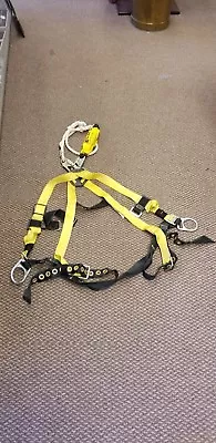 Miller Universal Safety Harness W/ Shock Absorber 310 Lb Model 650-58 • $99.99