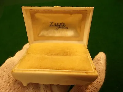 $34.99 • Buy #17 Of 20, COOL VTG MID-CENTURY ZALES JEWELRY STORE PRESENTATION CASKET RING BOX