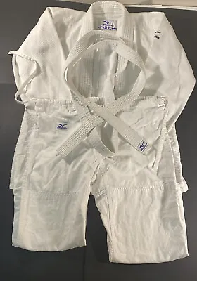 MIZUNO Karate Gi Uniform Fill Set With Belt Made In Pakistan￼ 140cm White • $150