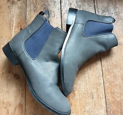 £25 • Buy Red Herring Size 8 Dealer Style Grey Leather Slip On Ankle Boots. Elastic Panel.