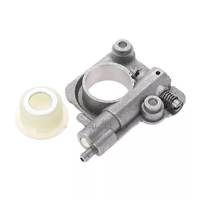 1Pc Oil Pump With Worm CS280 CS320 CS351 ECHO CS260 CS2600 Chainsaw Parts • £6.61