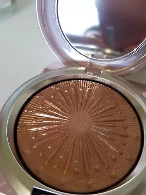 MAC Extra Dimension Luminous Highlighter  • £23