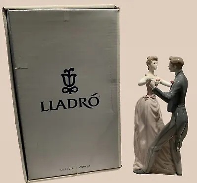 $140 • Buy Lladro: ANNIVERSARY DANCE (No.1372) W/ Original Box - MINT CONDITION!