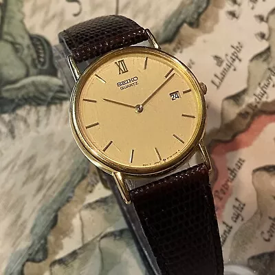 Vintage Seiko Men's Quartz Gold Tone Dress Watch 5Y39-7010 Runs Well • $20