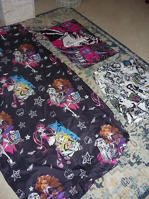 MONSTER HIGH 3-Pc Twin Sheet Set Fitted Flat Pillowcase Draculaura Frankie • $14.99