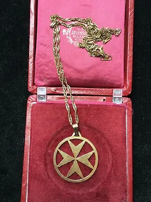 18ct Solid Gold Chain And Maltese Cross Pendant  6.2g Chain Length 20inch • £299