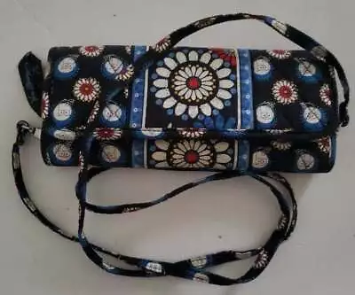 Vera Bradley Night Owl Trifold Wallet Crossbody Bag Purse On A String Blue Daisy • $22.95