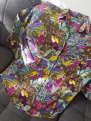 £21 • Buy Vintage Women's Shirt Relaxed Tropical Bird Floral Print 100% Viscose Medium