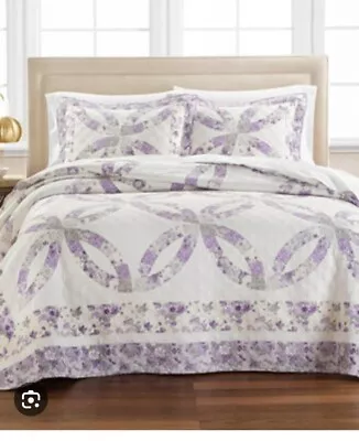 Martha Stewart Lilac Garden Twin Bedspread • $39