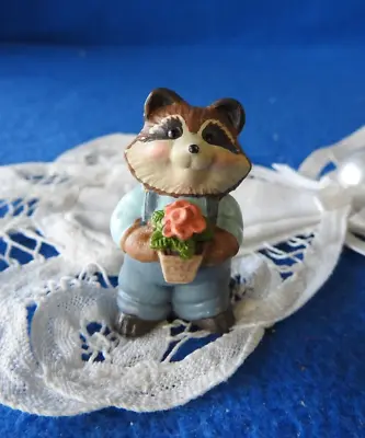 Hallmark Merry Miniature 1995 Raccoon And Flower • $4.99