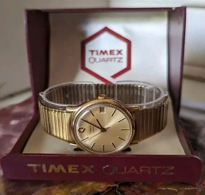 Mens Timex Q Quartz Watch • £3
