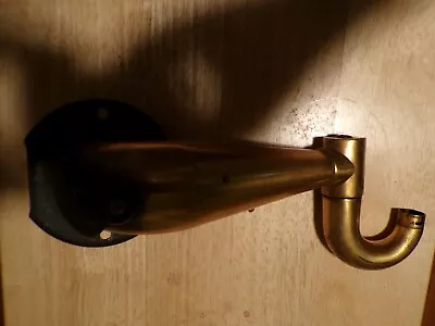 Victor Victrola Phonograph - Gold Tone Arm And Base • $20