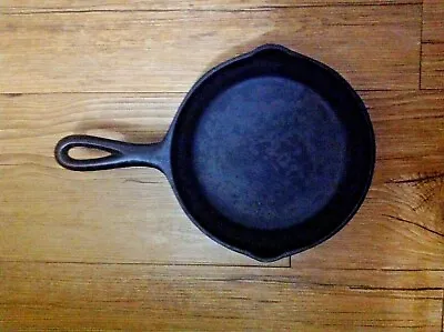 Rare Old Antique Miniature Cast Iron Skillet Fire Ring Y Makers Mark W.Virginia • $35