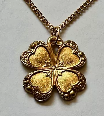 St Patricks Four 4 Leaf Clover Gold Tone Metal Decorative Charm 1  Necklace 18  • $3.95