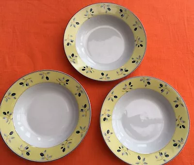 £15 • Buy ROYAL DOULTON ‘Blueberry’ X3 Rimmed Soup Bowls (8 1/2” D)