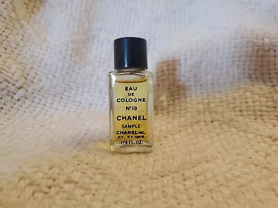 New CHANEL No. 19 Eau De Cologne SAMPLE 1/4 Oz.  Vintage • $37.50