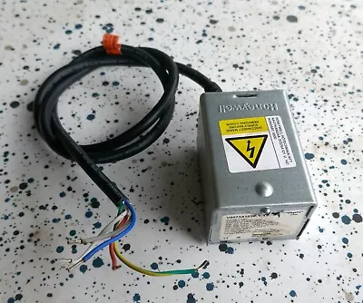 Honeywell Actuator V4073A 1039 • £25