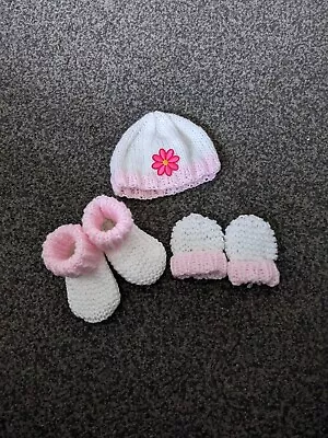 Hand Knitted Baby Hat Mittens And Booties Set Size Premature - White And Pink  • £2