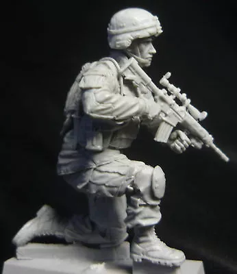 NATO In Miniatures USA-007 1/35 Modern US Soldier In Patrol Group (1) • $17.99