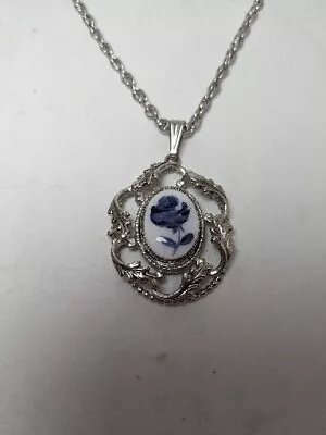 Whiting & Davis Silver Tone White And Blue Floral Necklace And Clip Earring Set • $42