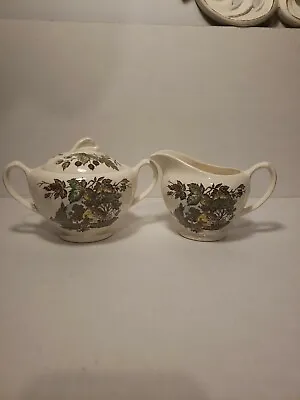 J & G MEAKIN  Welcome Home  Creamer & Sugar Bowl With Lid  301413 • $15