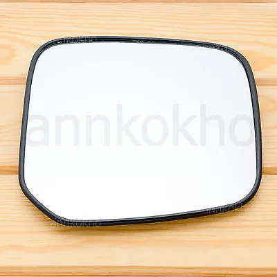 2000-2005 Mitsubishi L200 Triton Strada Side View Door Mirror Glass Lens Right • $45