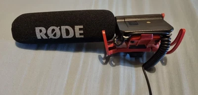 £40 • Buy RØDE VideoMic On-camera Shotgun Microphone