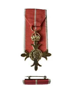 Full Size Court Mounted OBE Military Medal & A Pin On Ribbon Bar • £37