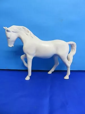 Beswick 855 Type?  White Pony / Horse • £2.99