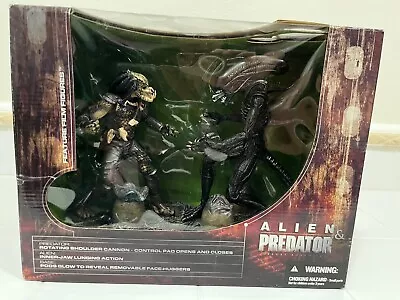 McFarlane Alien And Predator Deluxe Boxed Set Movie Maniacs Series 5 Spawn Toys • $60