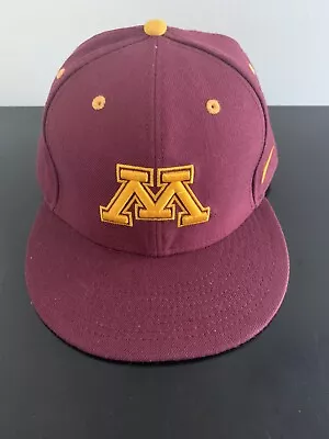 Minnesota Gophers Nike Fitted Hat Size 7 5/8 Maroon • $12