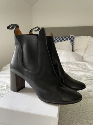 £155 • Buy Chloé Black Leather Ankle Boots 8UK 41EU