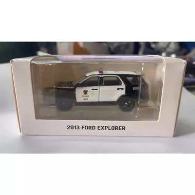 1:64 Greenlight 2013 Ford  Explorer LAPD Car Model Collectible Toy Ornament • £34.79