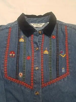 Victoria Jones Shirt Women's 18W Denim Embroidered  School Teacher Button Front  • $14