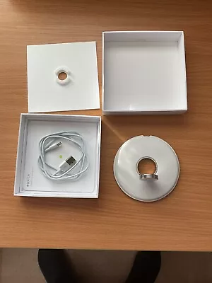 Apple Magnetic Charging Dock For Watch - White (MLDW2ZM/A) • £20